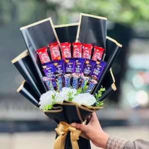 Royal Black & Gold Mixed Chocolate Bouquet